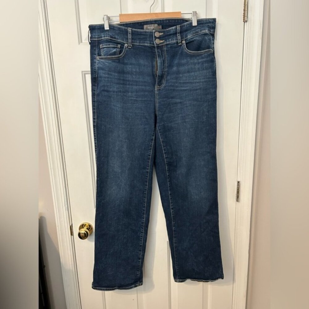 Torrid Straight Leg Jeans 16